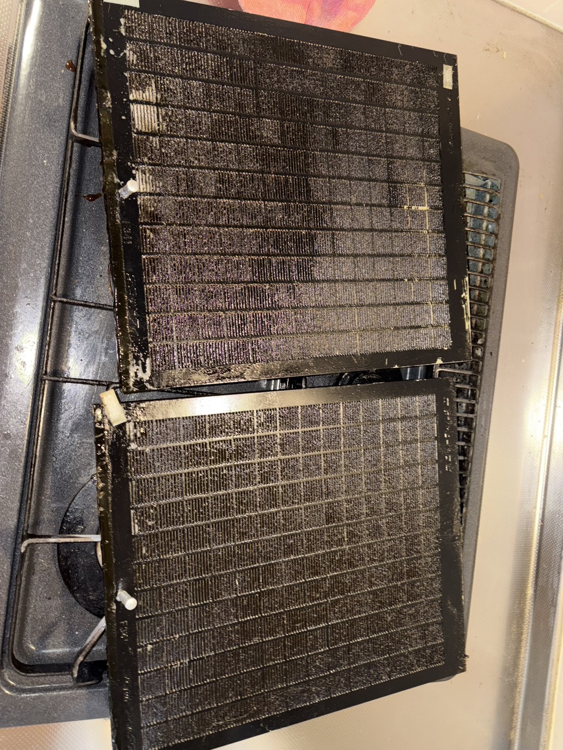 千葉県船橋市海神のレンジフードクリーニングの作業前2