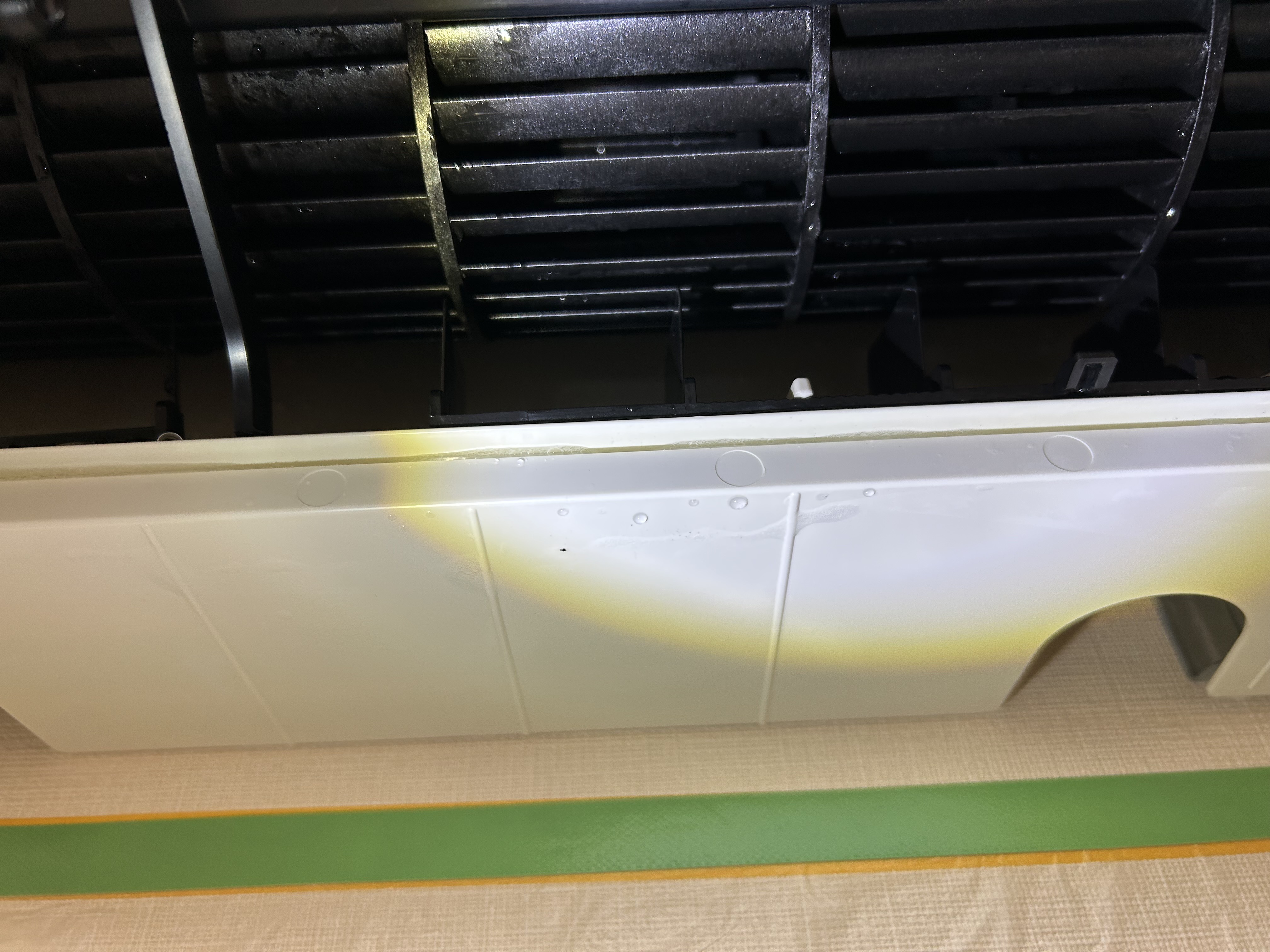 兵庫県伊丹市のお掃除機能付きエアコンの作業後1