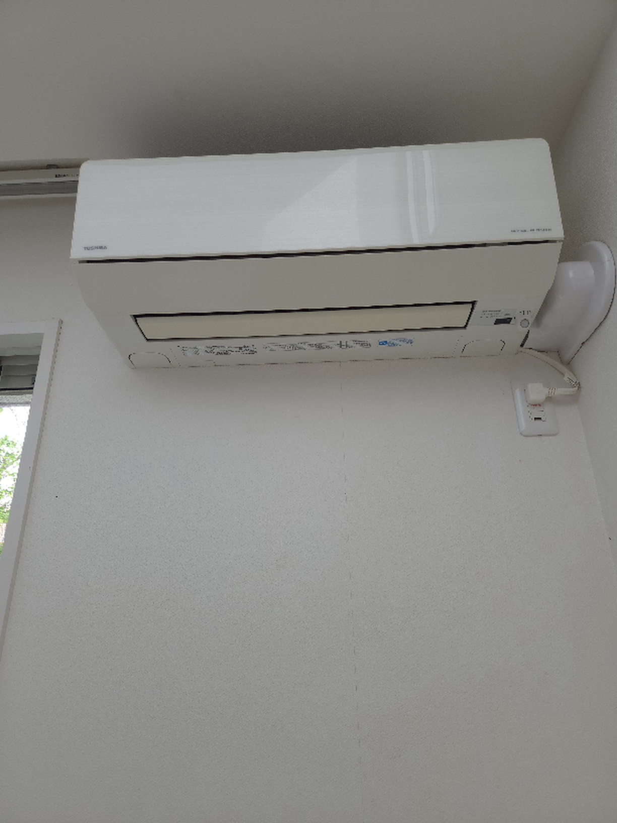 兵庫県宝塚市山手台東のお掃除機能付きエアコンの作業後1