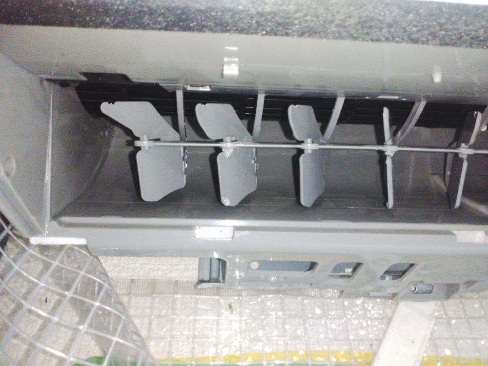 鹿児島県鹿児島市星ヶ峯のお掃除機能付きエアコンの作業後3