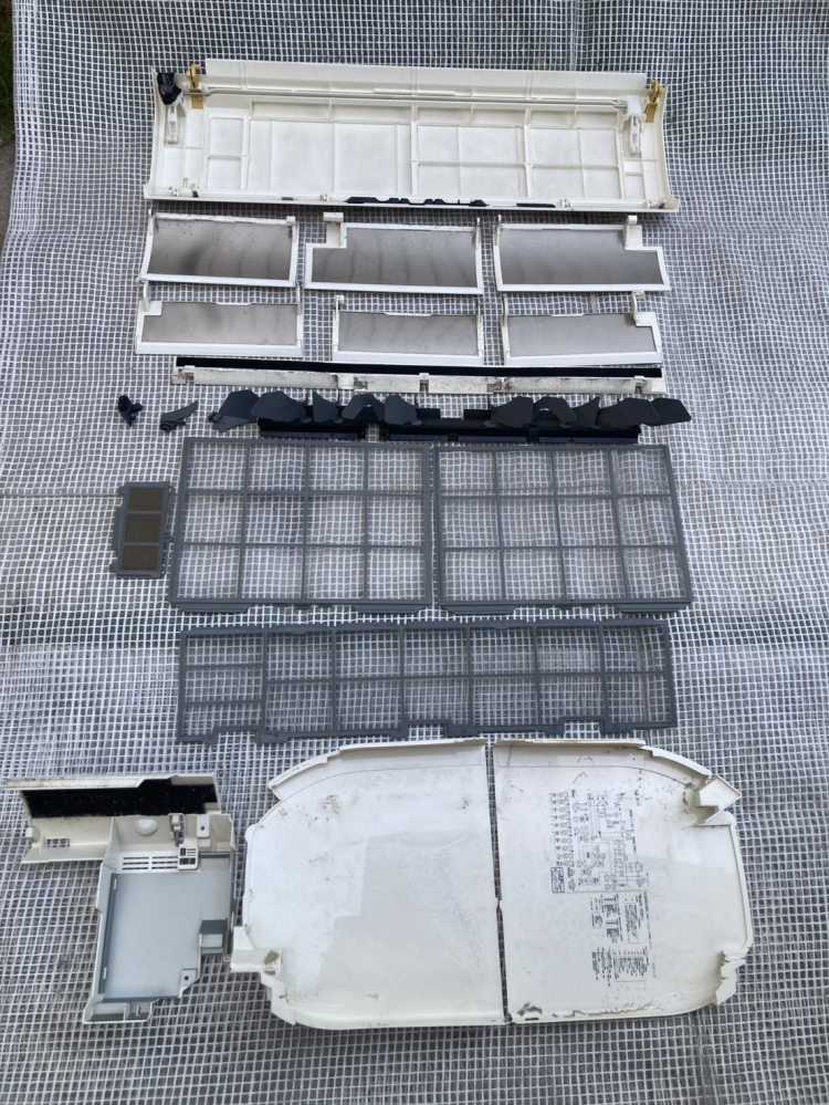 大阪府八尾市曙川東のお掃除機能付きエアコンの作業後2