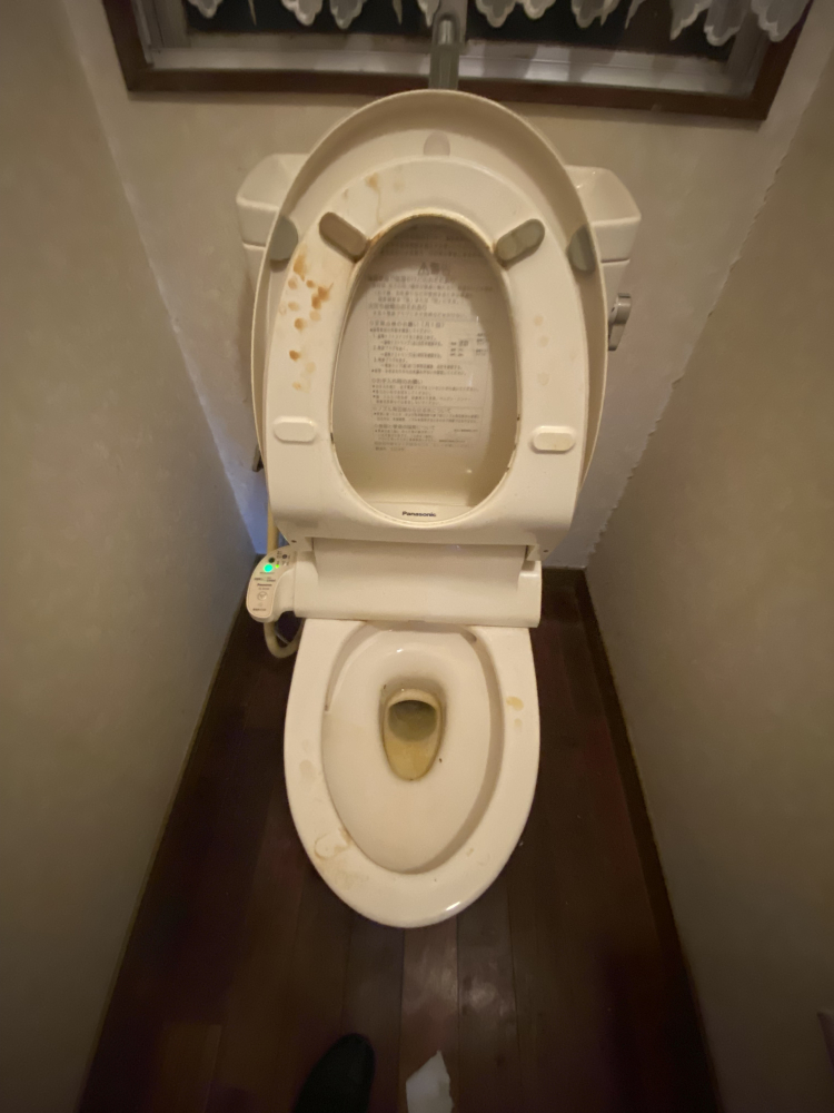 愛知県岡崎市新堀町のトイレクリーニングの作業前3
