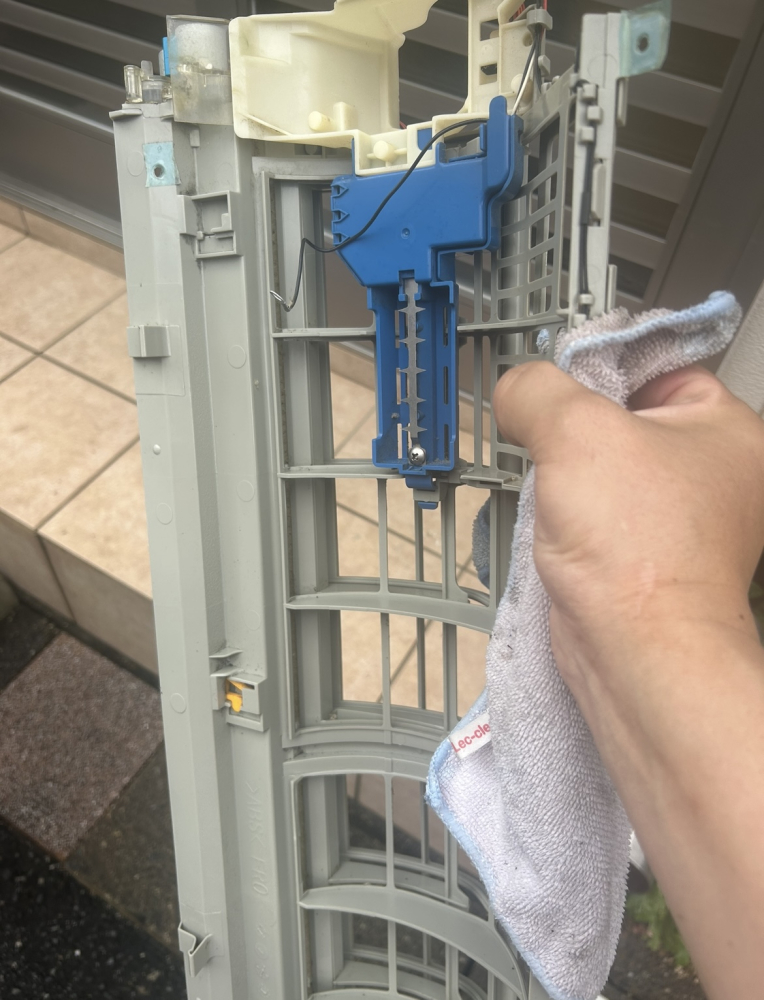 千葉県松戸市栄町のお掃除機能付きエアコンの作業後3