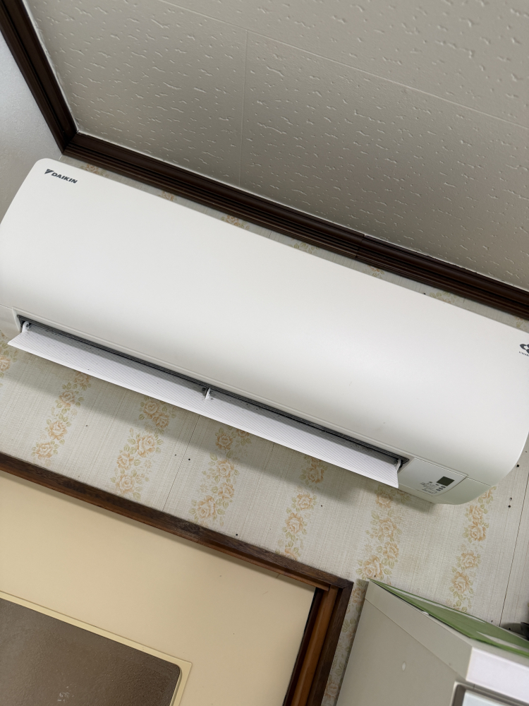 埼玉県三郷市のお掃除機能付きエアコンの作業前1