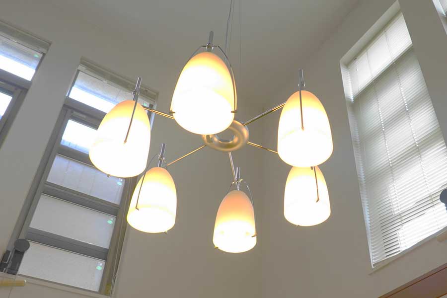 シャンデリア・照明クリーニングのイメージ