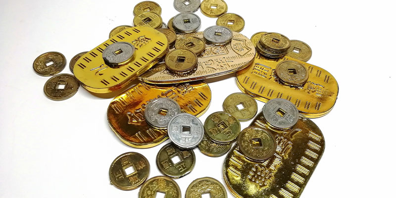 金の価格が高騰中!?一体なぜ…?|金を使った資産形成についても解説します